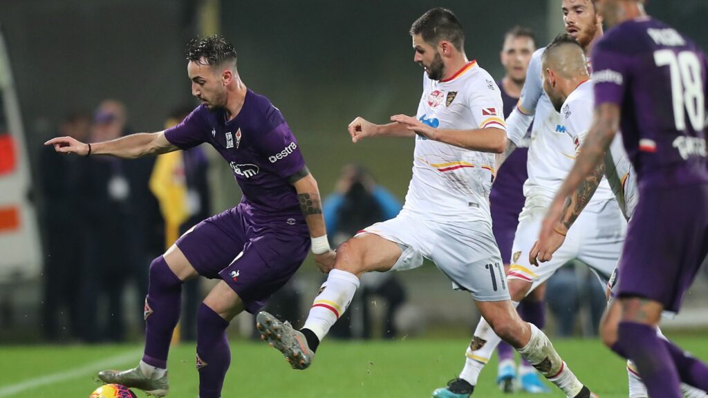 Fiorentina có duyên chiến thắng trên sân Lecce